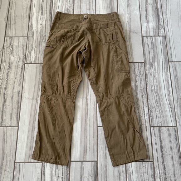 Kuhl nylon pants. EUC - Picture 5 of 6